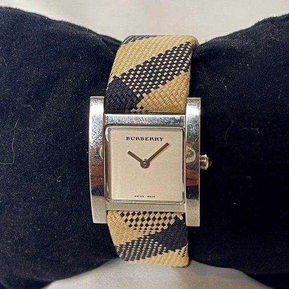 Burberry Nova Check Quartz Watch #70 - Picture 1 of 10